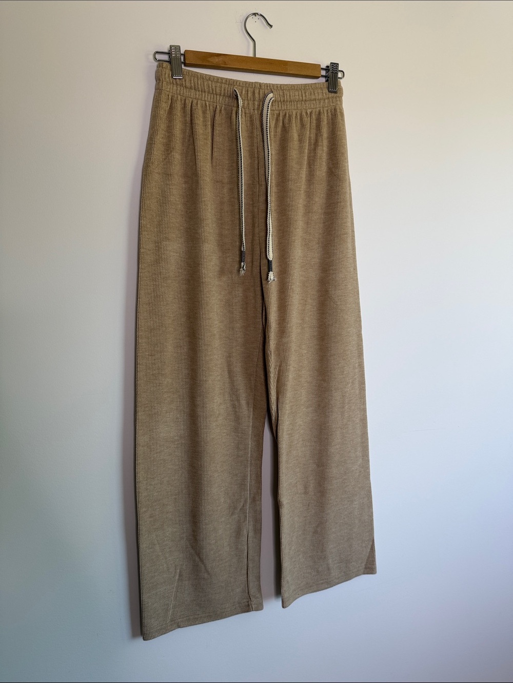 BN Women’s Petite Wide-Leg Drawstring Pants - Tan